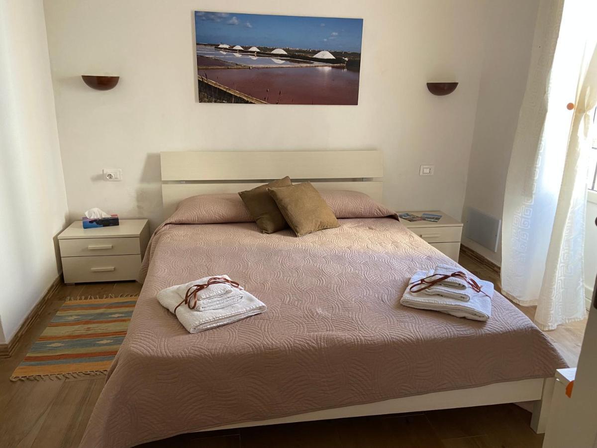 Sale E Vele Apartments Trapani Bagian luar foto