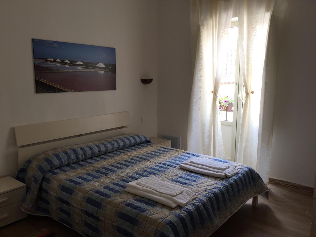 Sale E Vele Apartments Trapani Bagian luar foto